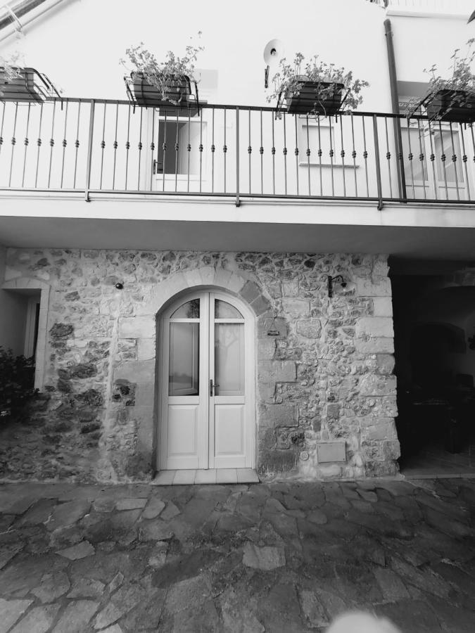 Domo Antiga Guest Rooms Sorso Extérieur photo